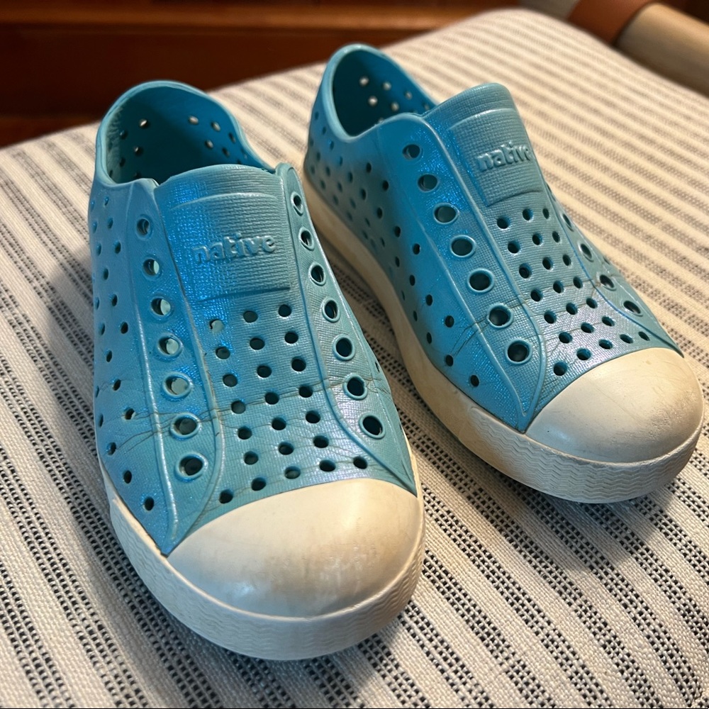 Native Kids Size 11